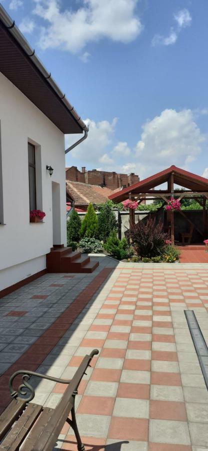 Hotel La Principessa Oradea Exterior foto